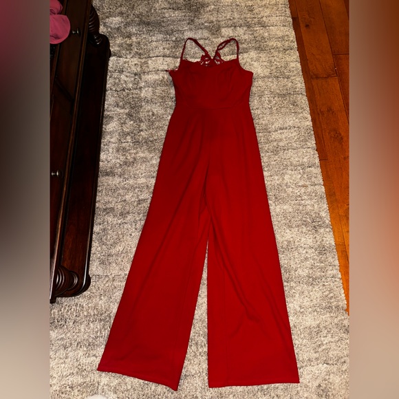 Elegant Red Women's Pants - Picture 2 of 8
